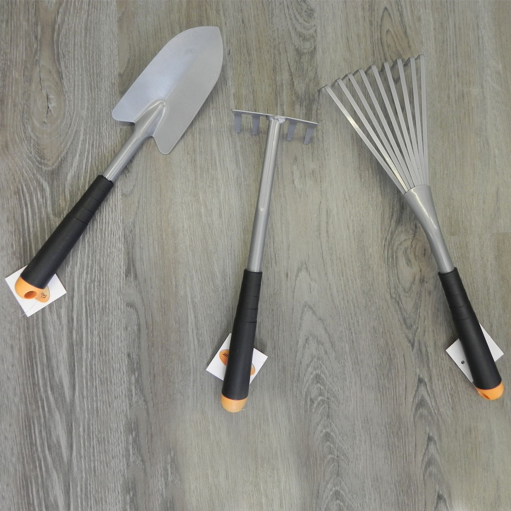 GartenpflegeSet 'ProfiGärtner' Spaten, Besen & Rechen